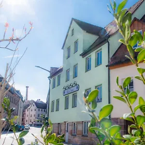  Апартаменты Haus99 Budget &